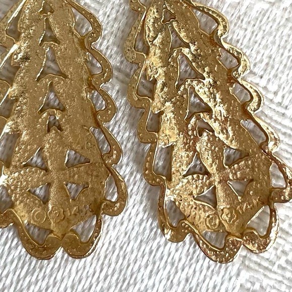 ‼️SALE‼️3g 14k Solid Gold Filigree Earrings - Picture 2 of 8